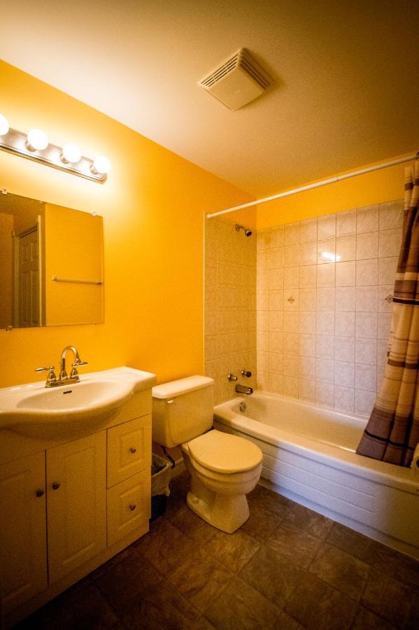 Lee'S Ocean Peek B & B Stratford Екстериор снимка